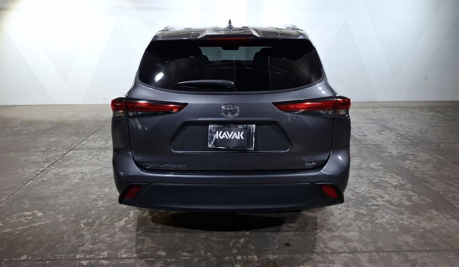 Toyota Highlander 3.5 XLE AUTO Suv 2022
