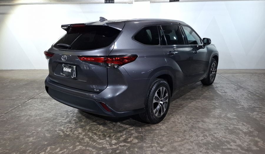 Toyota Highlander 3.5 XLE AUTO Suv 2022