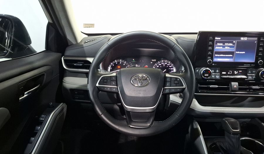 Toyota Highlander 3.5 XLE AUTO Suv 2022