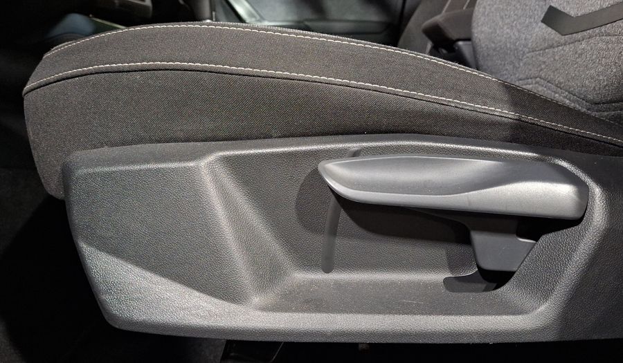 Seat Arona 1.6 XPERIENCE AUTO Suv 2023