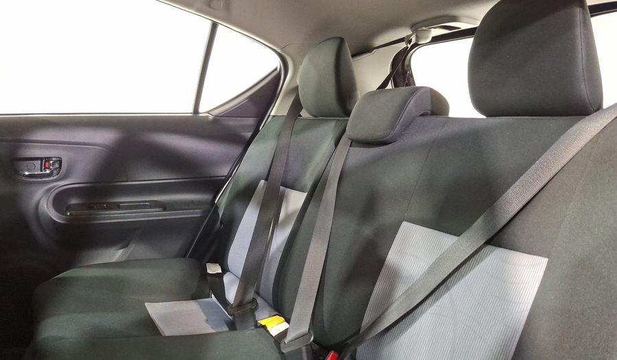 Toyota Prius C 1.5 HYBRID AUTO Hatchback 2018