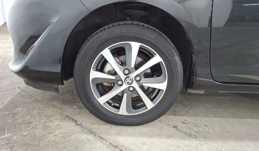 Toyota Prius C 1.5 HYBRID AUTO Hatchback 2018