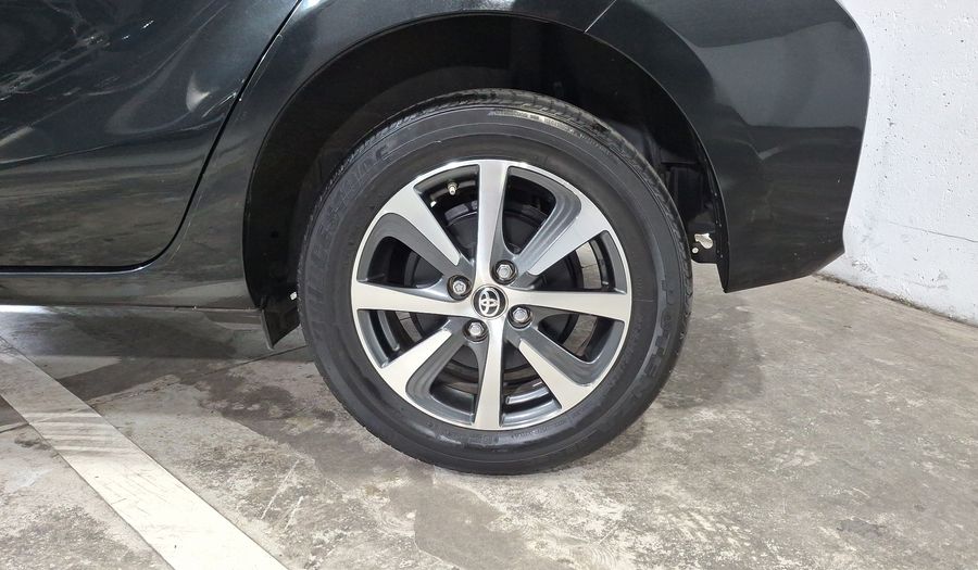 Toyota Prius C 1.5 HYBRID AUTO Hatchback 2018