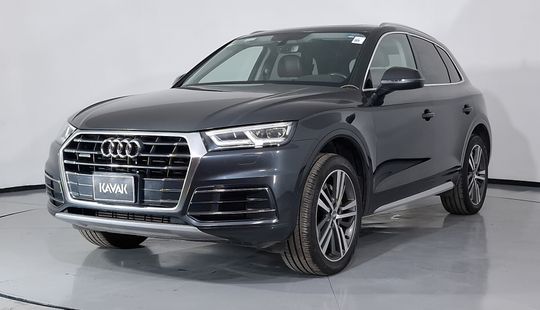 Audi • Q5