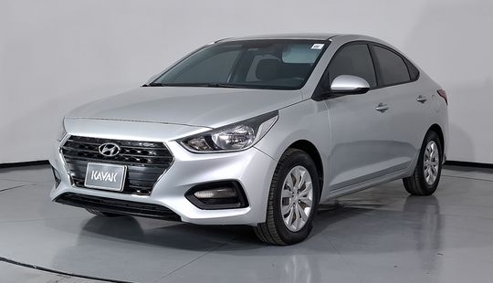 Hyundai • Accent