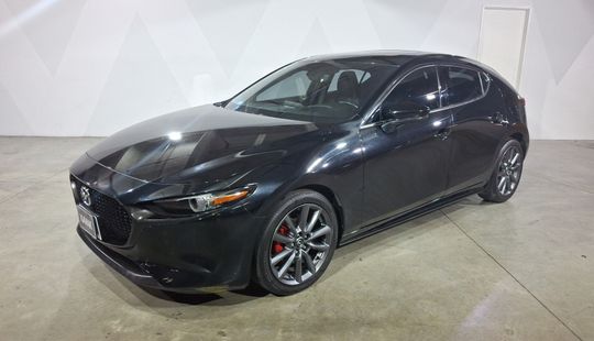 Mazda • Mazda 3