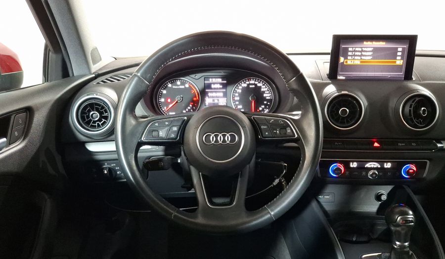 Audi A3 1.4 35 TFSI DYNAMIC DCT Sedan 2020