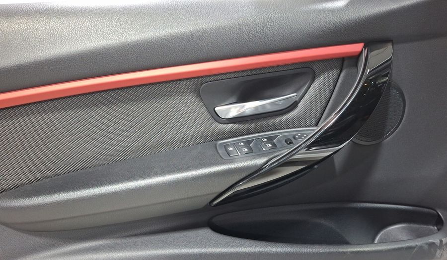 Bmw Serie 3 2.0 330IA SPORT LINE AUTO Sedan 2018