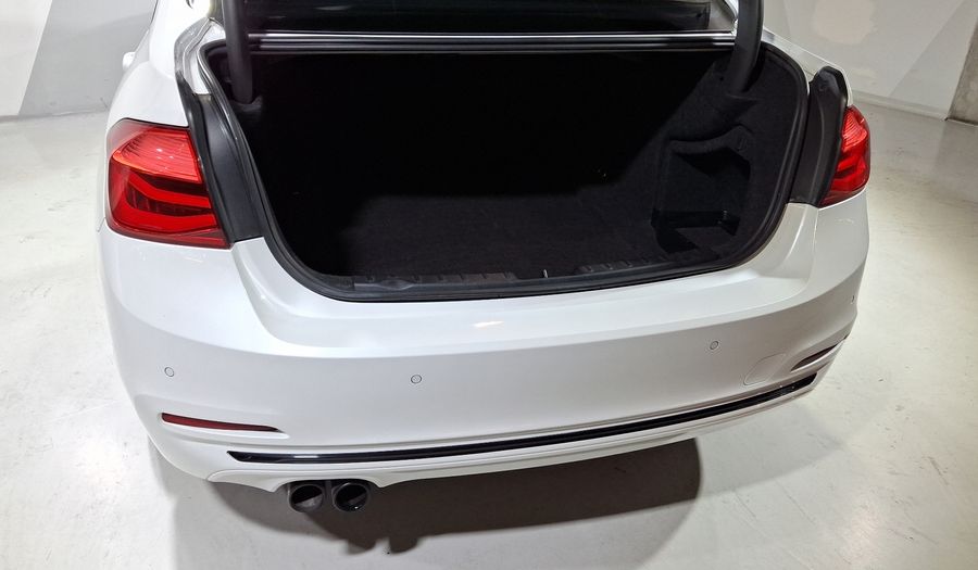 Bmw Serie 3 2.0 330IA SPORT LINE AUTO Sedan 2018