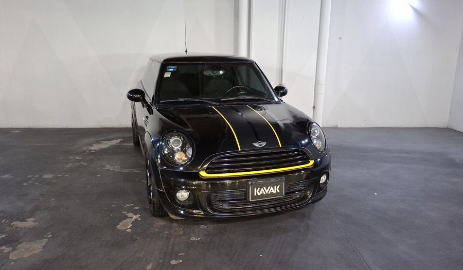 Mini Cooper 1.6 COOPER ALL BLACK Hatchback 2013