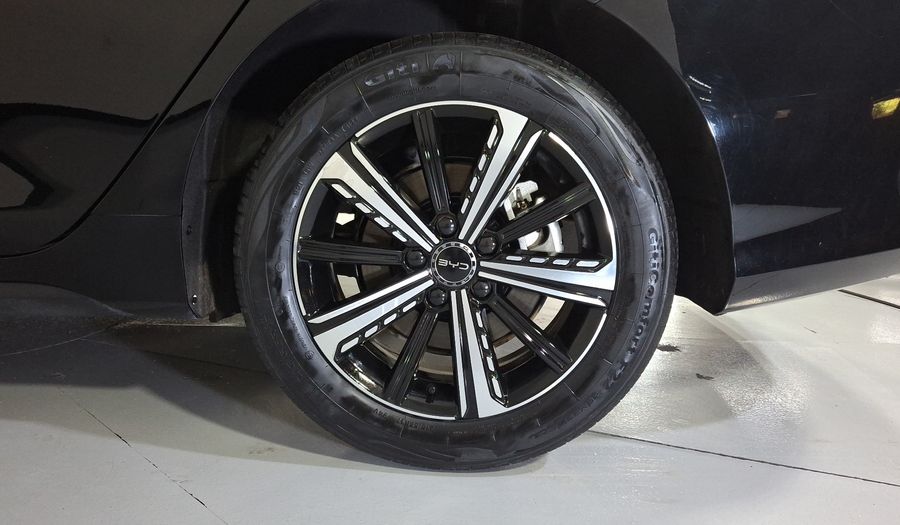 Byd King 1.5 PHEV DM-I 55KM AUTO Sedan 2025