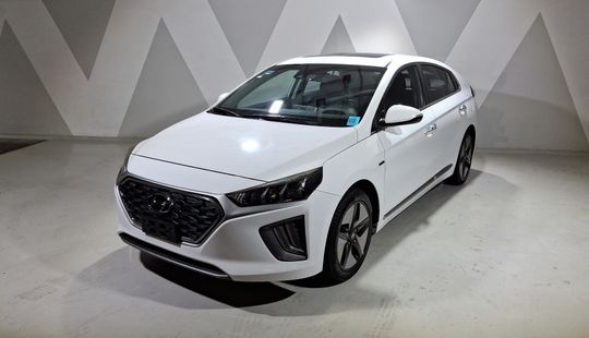 Hyundai • Ioniq
