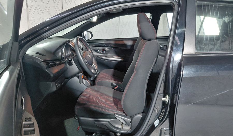 Toyota Yaris 1.5 CVT Hatchback 2018