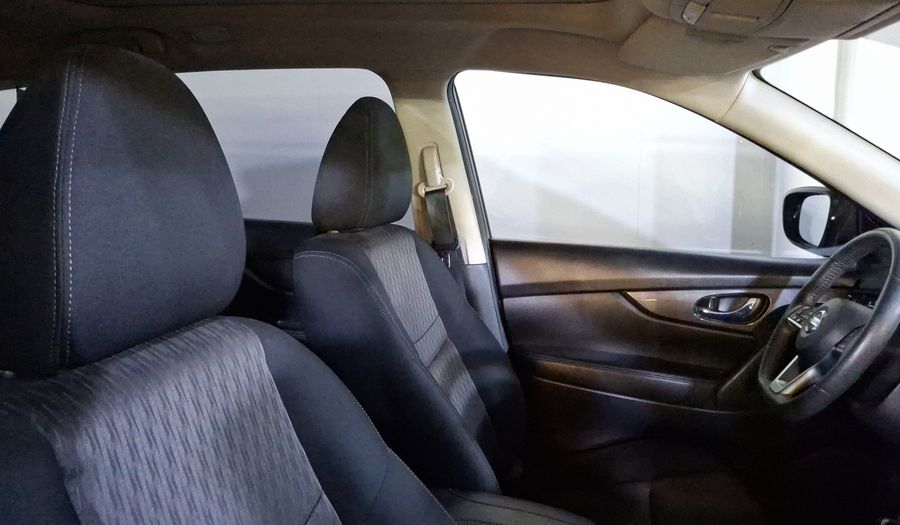 Nissan X-trail 2.5 ADVANCE 3 ROW CVT Suv 2021