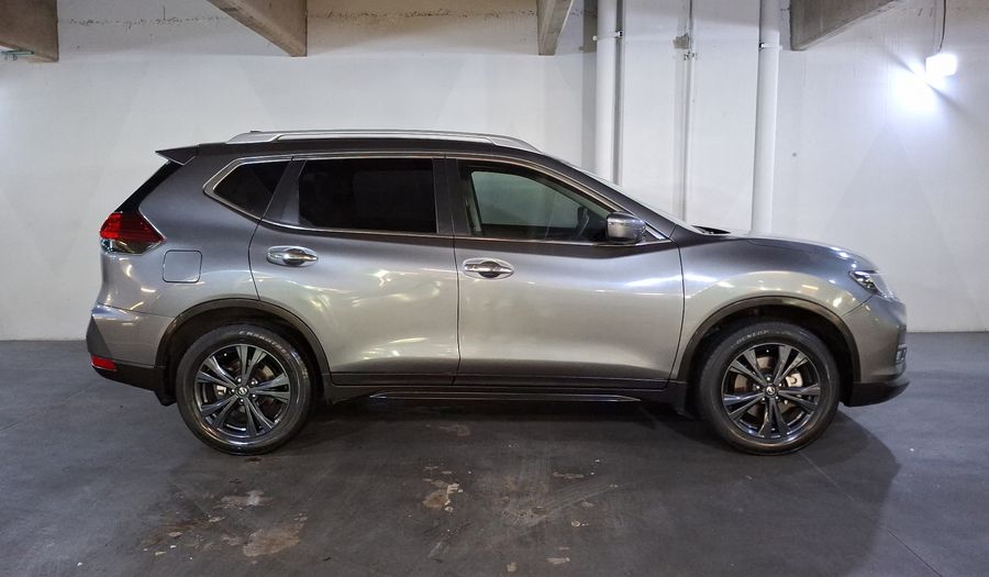 Nissan X-trail 2.5 ADVANCE 3 ROW CVT Suv 2021