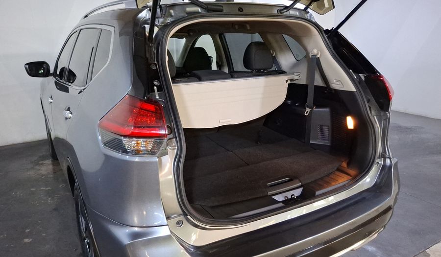 Nissan X-trail 2.5 ADVANCE 3 ROW CVT Suv 2021