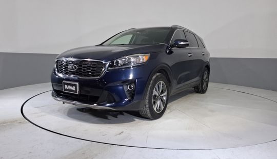 Kia • Sorento