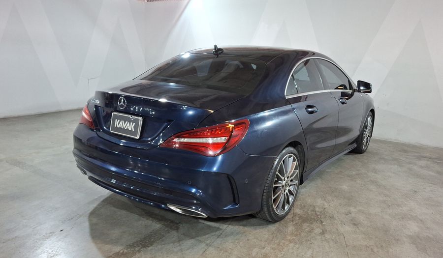 Mercedes Benz Clase Cla 2.0 CLA 250 CGI SPORT AT Coupe 2018