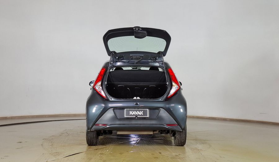 Toyota Aygo 1.0 X-R5 STD Hatchback 2019