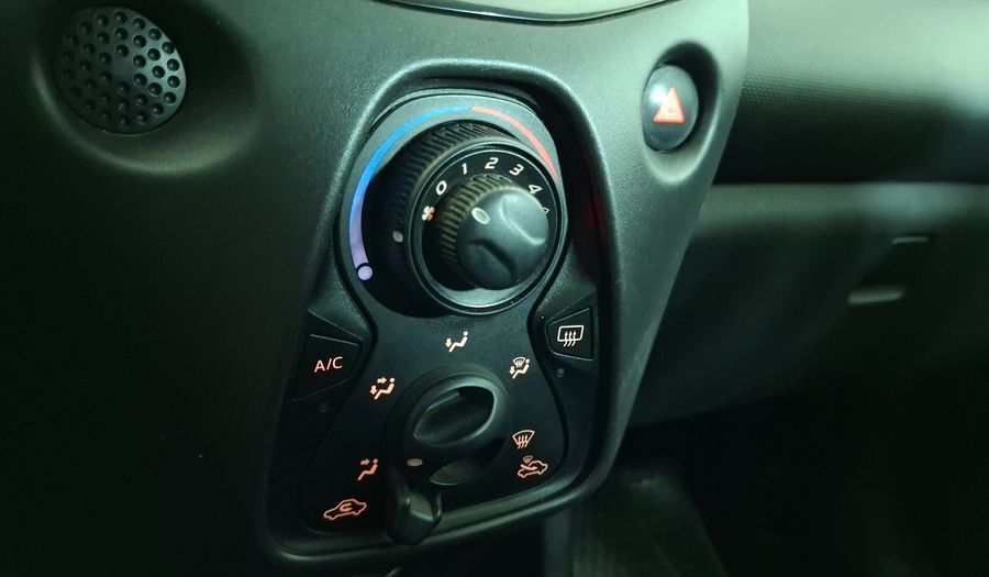 Toyota Aygo 1.0 X-R5 STD Hatchback 2019