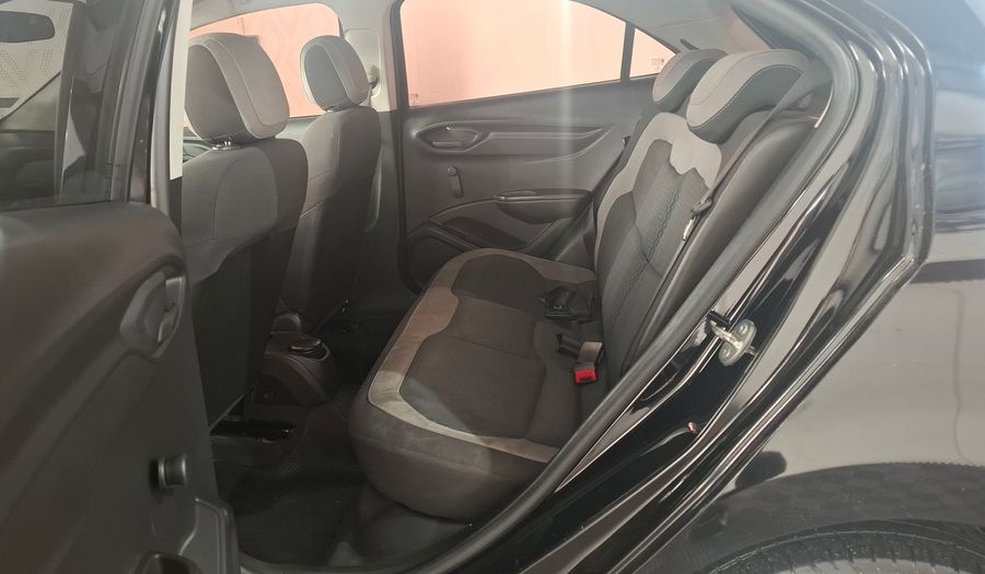 Chevrolet Onix 1.4 LT Hatchback 2016