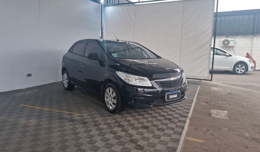 Chevrolet Onix 1.4 LT Hatchback 2016