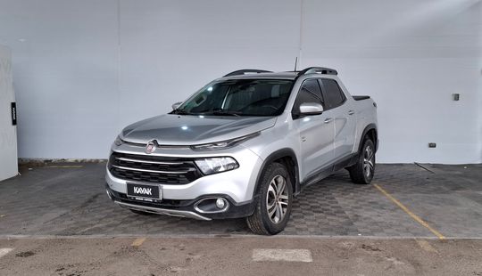 Fiat • Toro