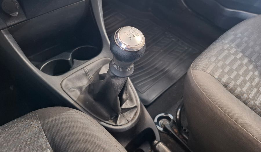 Toyota Etios 1.5 XLS Hatchback 2013