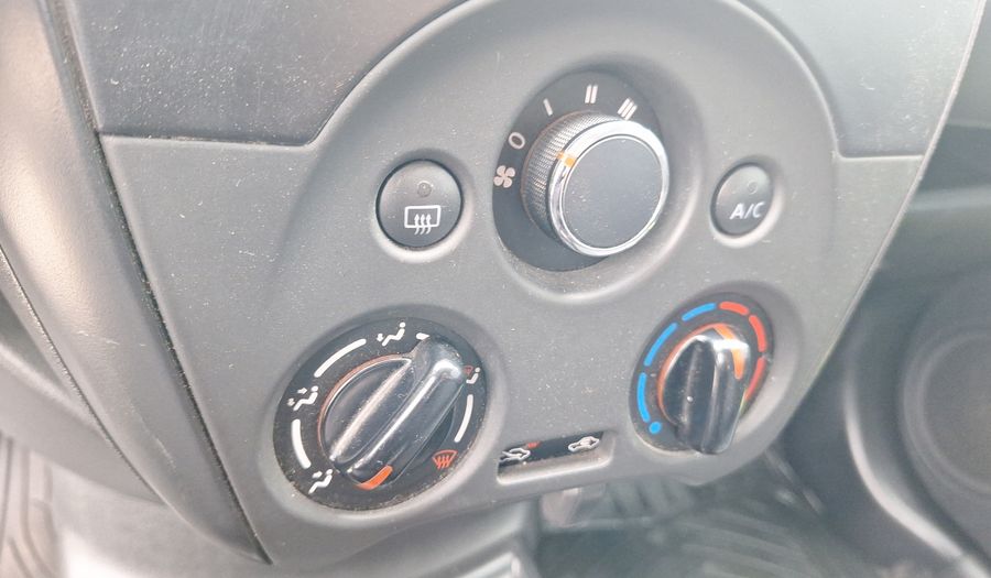Nissan Versa 1.6 SENSE Sedan 2019