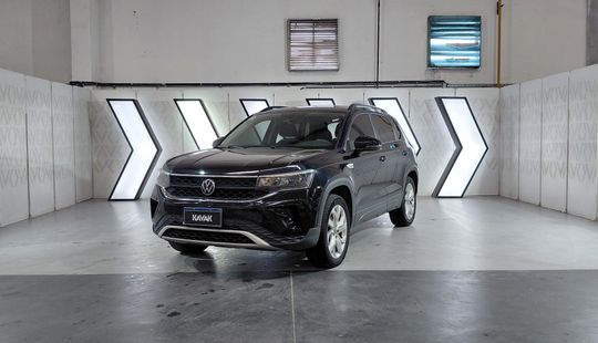 Volkswagen • Taos