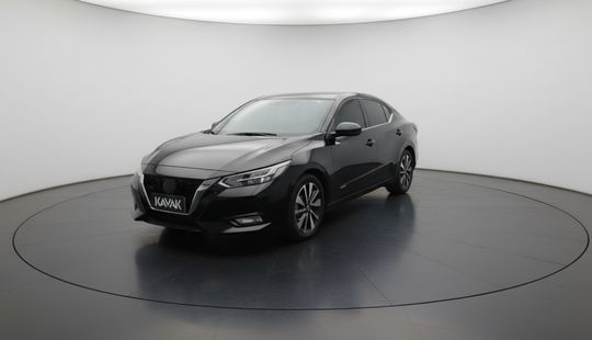Nissan • Sentra
