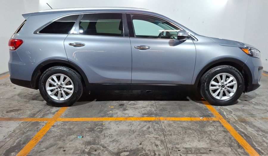 Kia Sorento 2.4 LX AUTO Suv 2020
