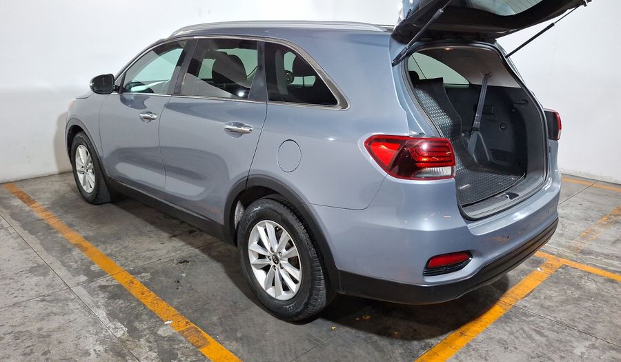Kia Sorento 2.4 LX AUTO Suv 2020