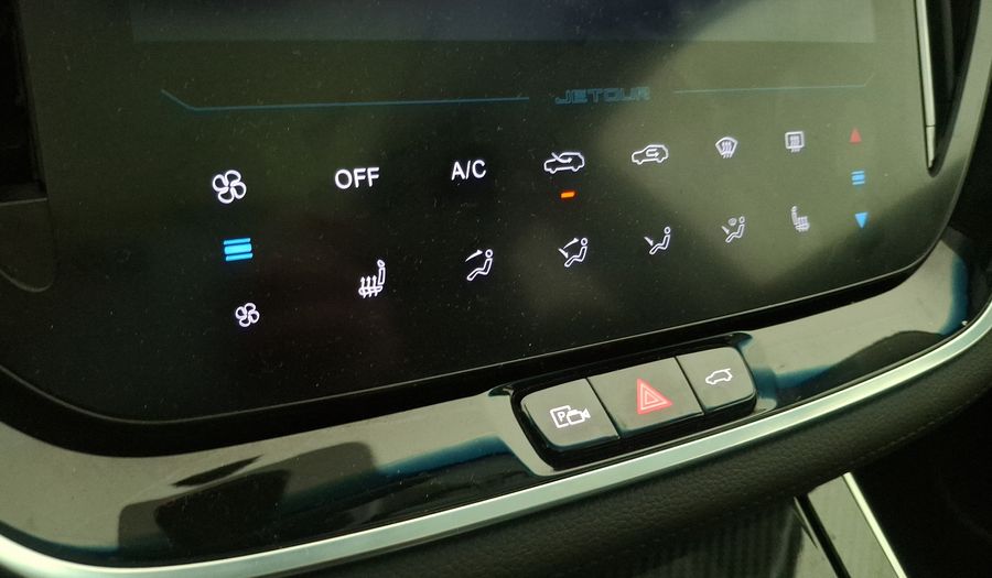 Jetour X70 1.5T AUTO LUX Suv 2025