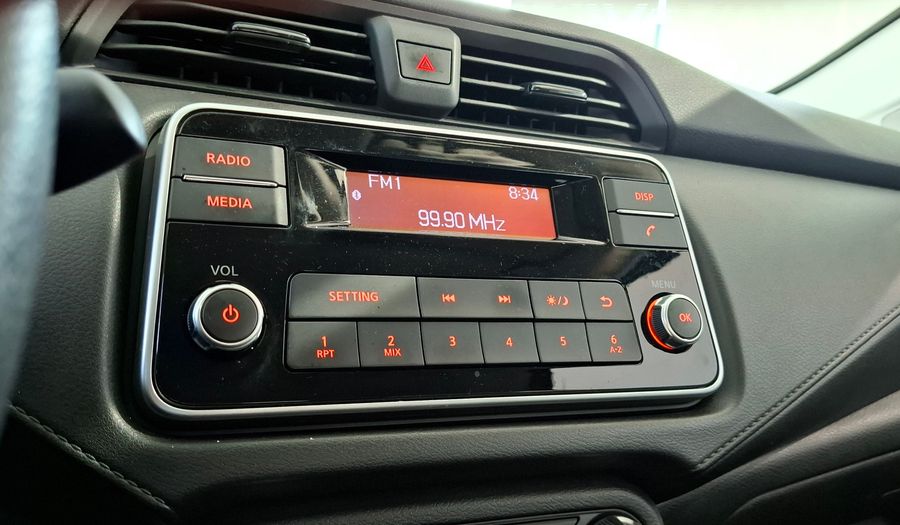 Nissan Versa 1.6 SENSE Sedan 2021