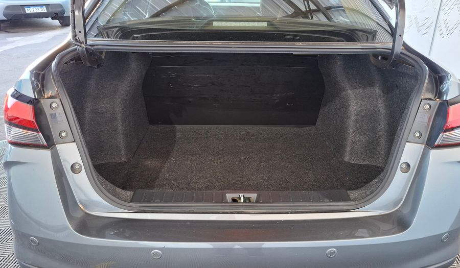 Nissan Versa 1.6 SENSE Sedan 2021