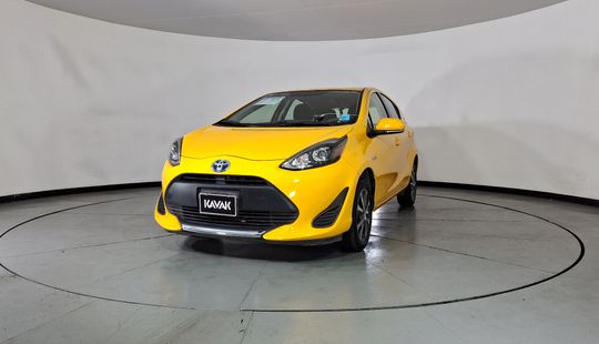 Toyota • Prius C
