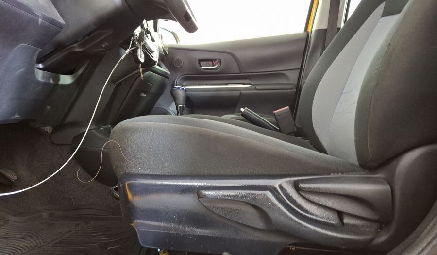 Toyota Prius C 1.5 HYBRID AUTO Hatchback 2020