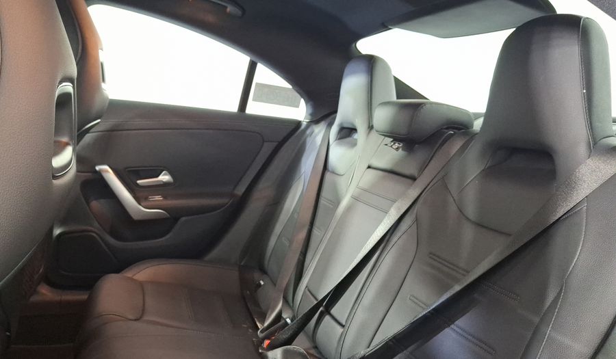 Mercedes Benz Clase Cla 1.3 MHEV CLA 200 LINE DCT Coupe 2024