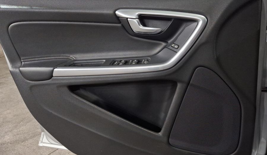 Volvo S60 1.6 ADDITION PLUS T4 DCT Sedan 2015