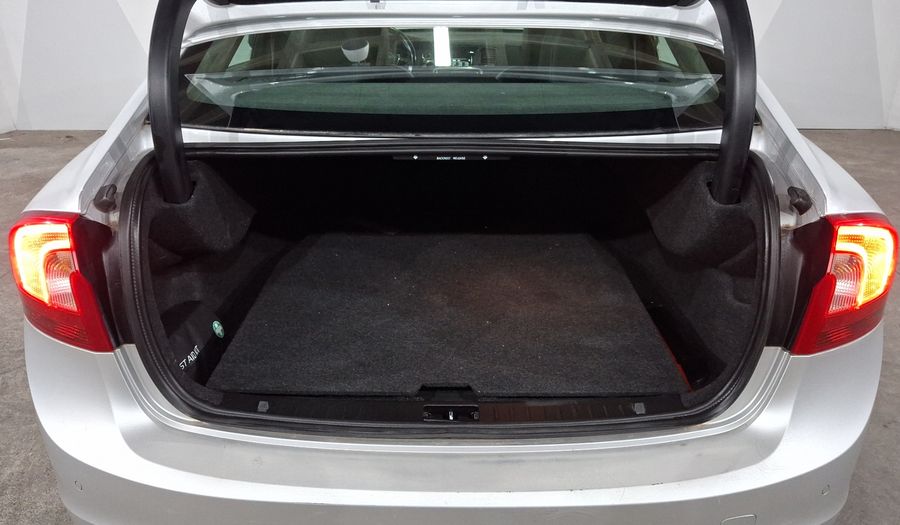 Volvo S60 1.6 ADDITION PLUS T4 DCT Sedan 2015