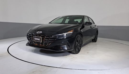 Hyundai • Elantra