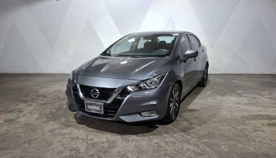 2022 • 35,240 km • Automático