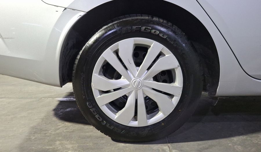 Nissan Versa 1.6 SENSE Sedan 2022