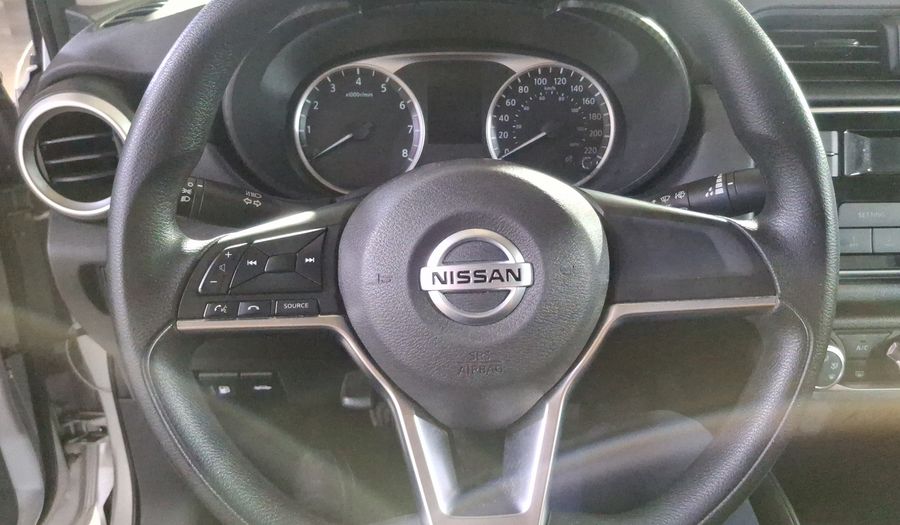 Nissan Versa 1.6 SENSE Sedan 2022