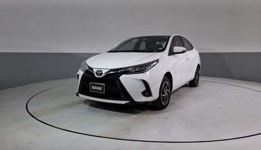 Toyota • Yaris