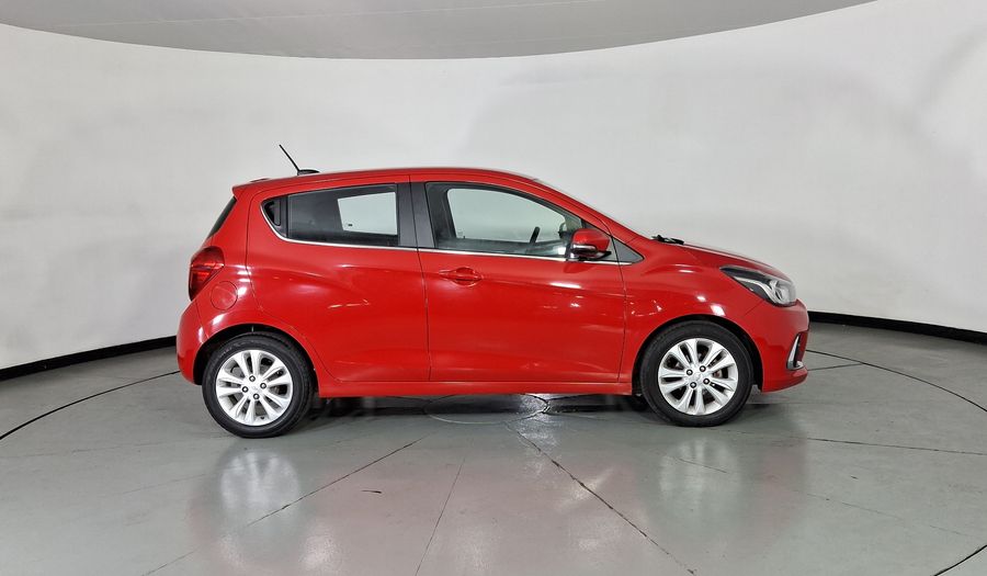Chevrolet Spark 1.4 LTZ C MT Hatchback 2017