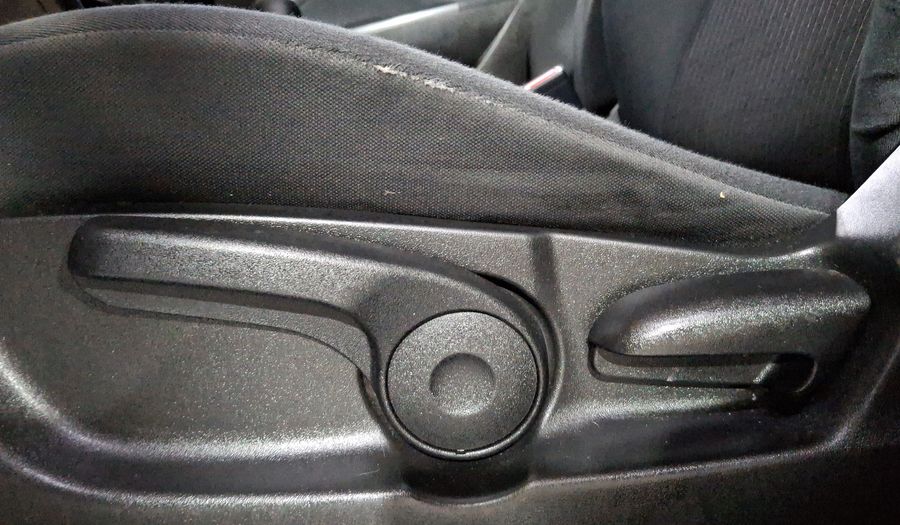Suzuki Swift 1.4 GLX MT Hatchback 2015