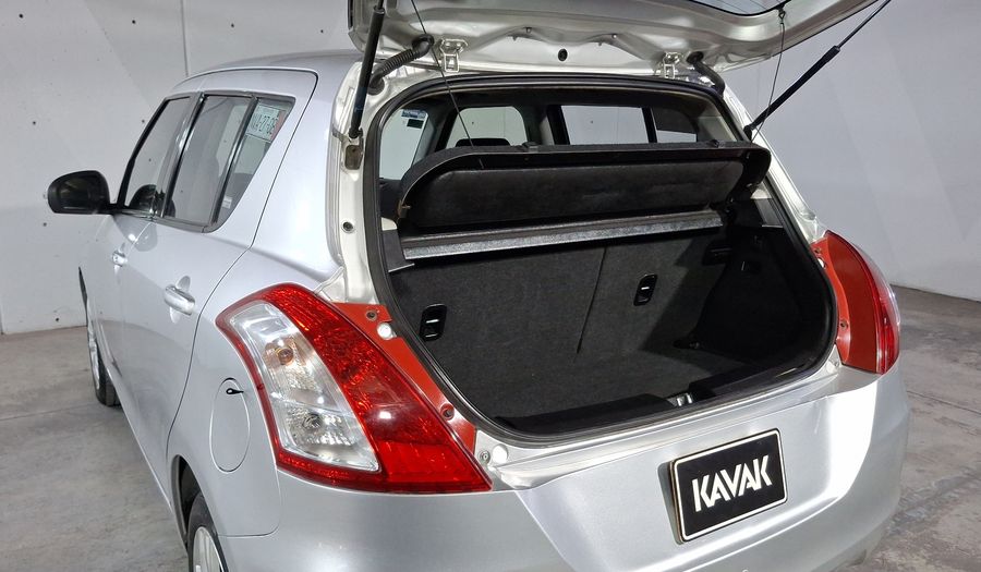 Suzuki Swift 1.4 GLX MT Hatchback 2015