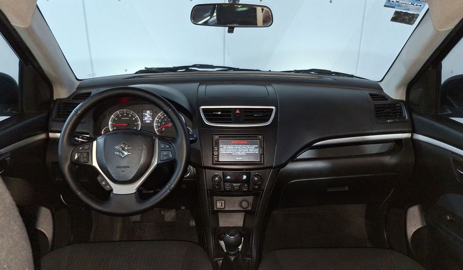 Suzuki Swift 1.4 GLX MT Hatchback 2015